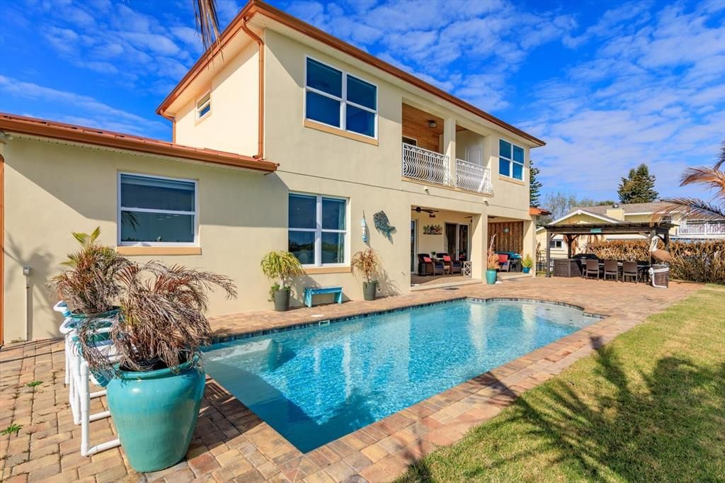 For Sale: $2,360,000 (4 beds, 3 baths, 2767 Square Feet)