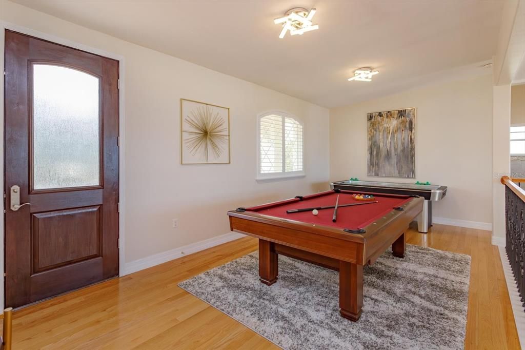 For Sale: $2,360,000 (4 beds, 3 baths, 2767 Square Feet)