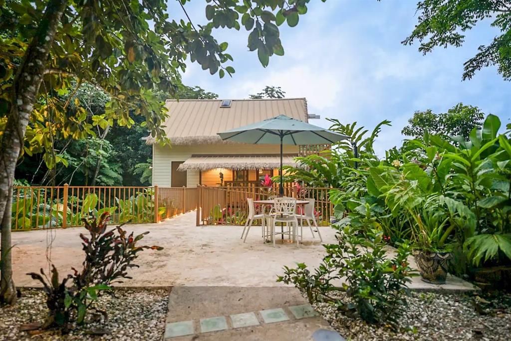 На продажу: $1,995,000 (5 спален, 5 ванн, 3500 Квадратных фут)