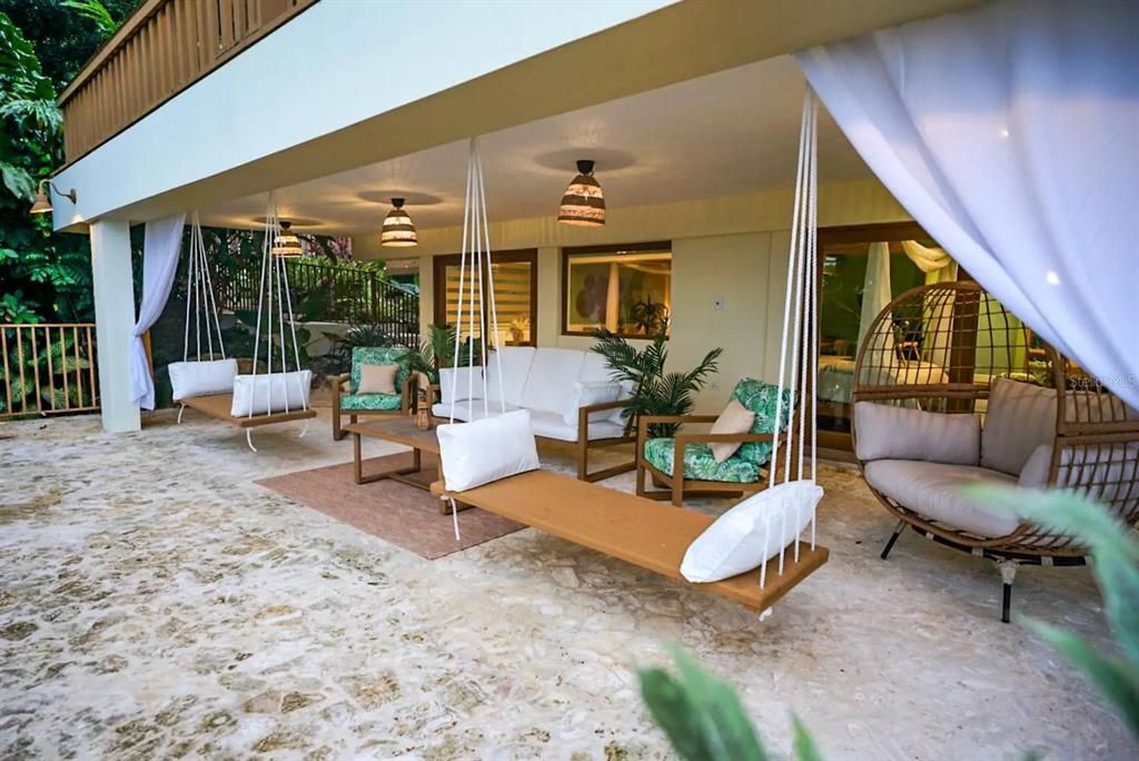 На продажу: $1,995,000 (5 спален, 5 ванн, 3500 Квадратных фут)