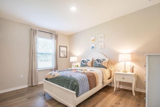 Activo con contrato: $325,990 (4 camas, 2 baños, 1876 Pies cuadrados)