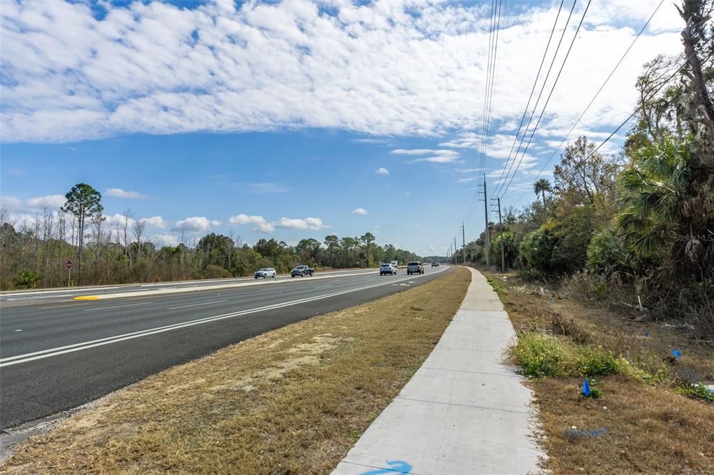 En Venta: $1,311,000 (49.23 acres)