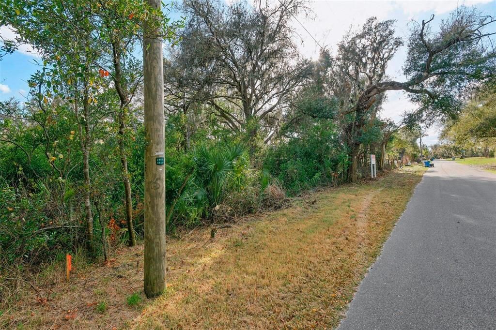 En Venta: $449,000 (4.99 acres)