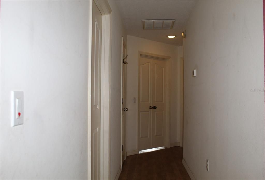 For Sale: $335,000 (3 beds, 2 baths, 1960 Square Feet)