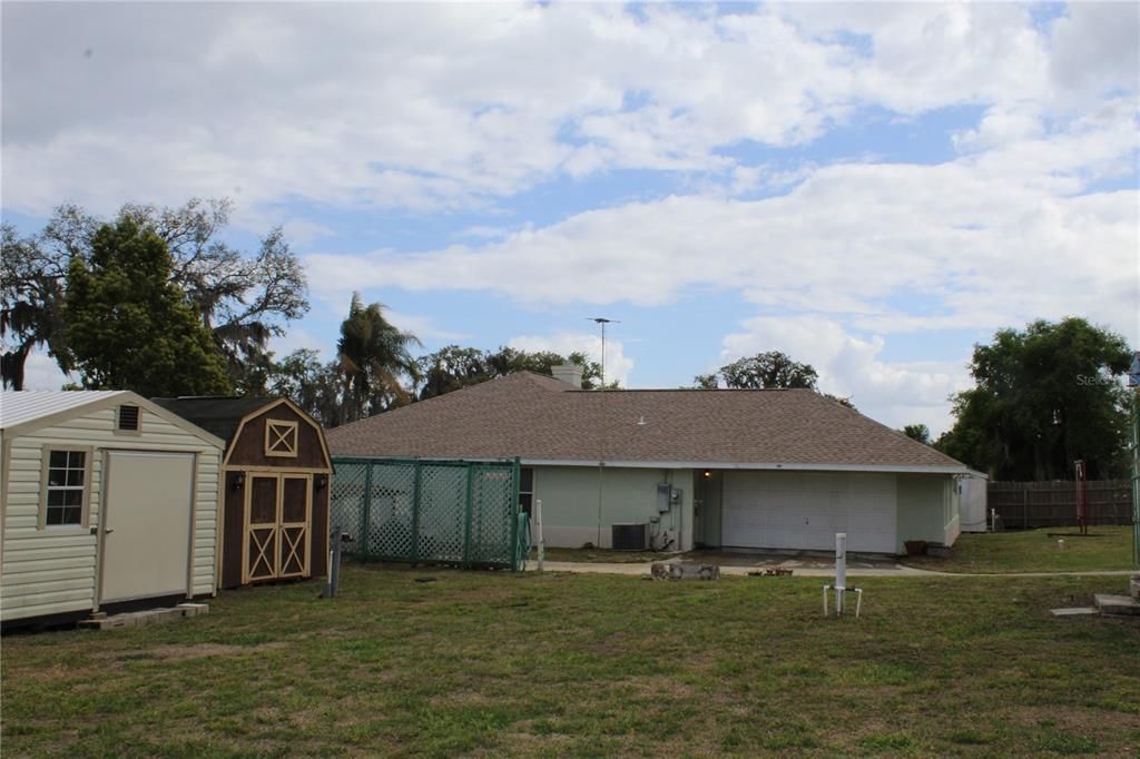 For Sale: $335,000 (3 beds, 2 baths, 1960 Square Feet)