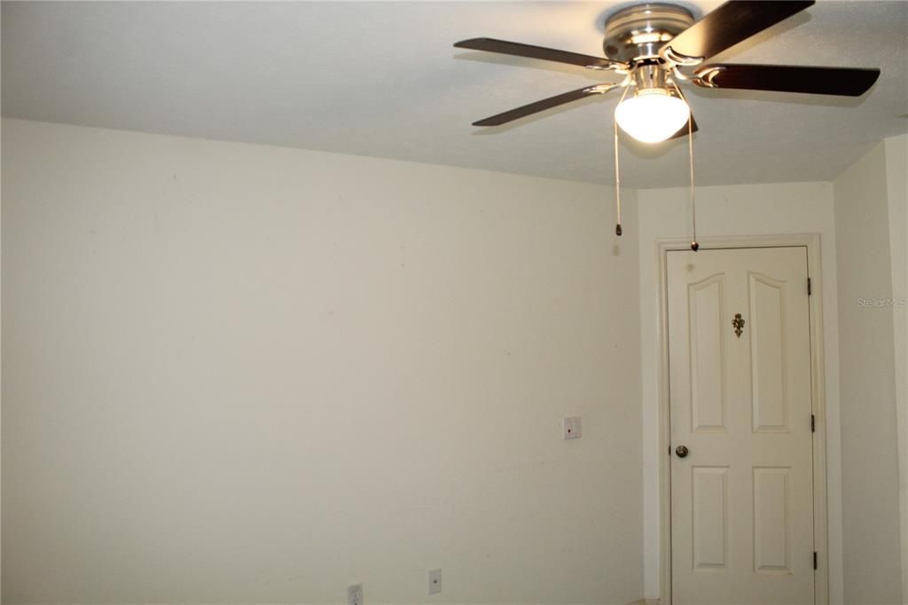 For Sale: $335,000 (3 beds, 2 baths, 1960 Square Feet)