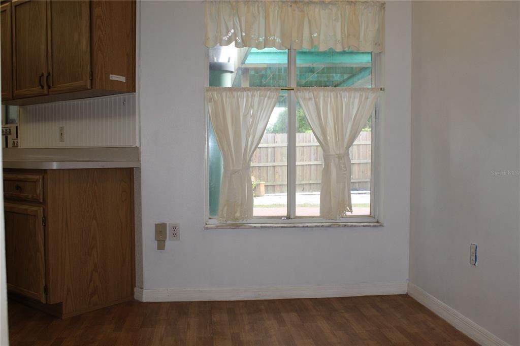 For Sale: $335,000 (3 beds, 2 baths, 1960 Square Feet)