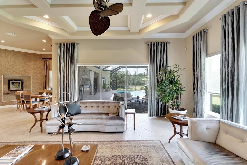 На продажу: $1,249,999 (4 спален, 3 ванн, 4987 Квадратных фут)