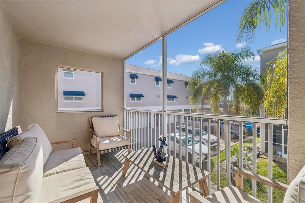 En Venta: $669,900 (2 camas, 3 baños, 1918 Pies cuadrados)