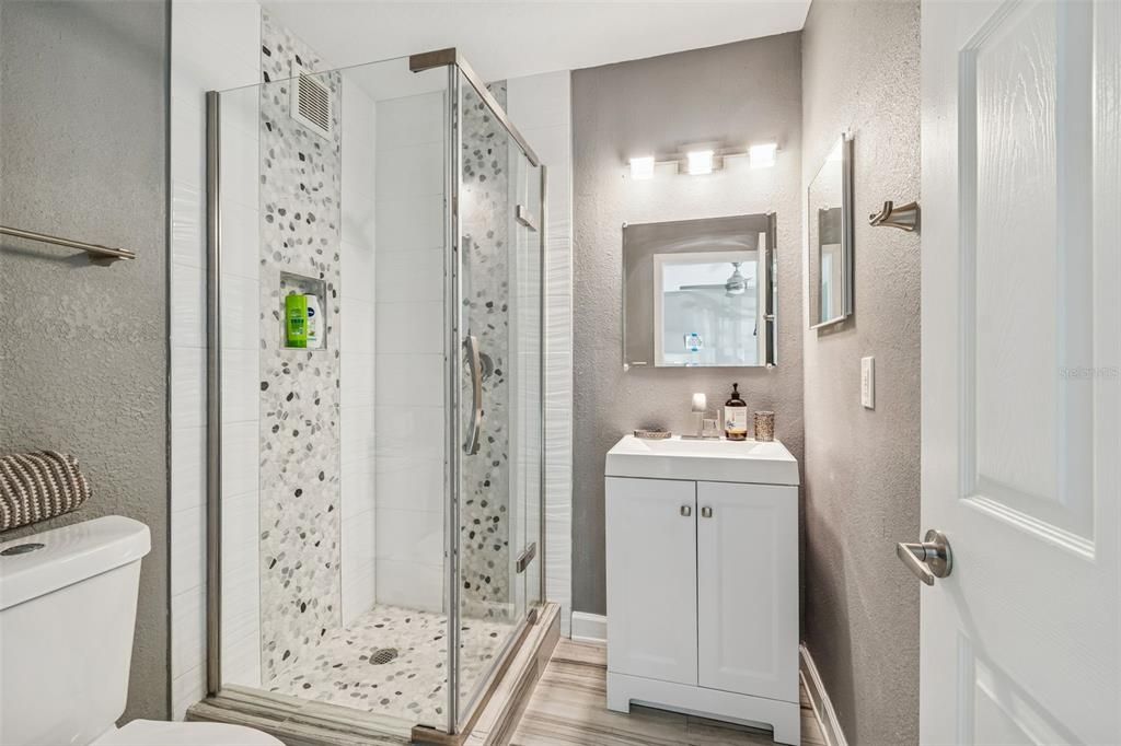 En Venta: $669,900 (2 camas, 3 baños, 1918 Pies cuadrados)