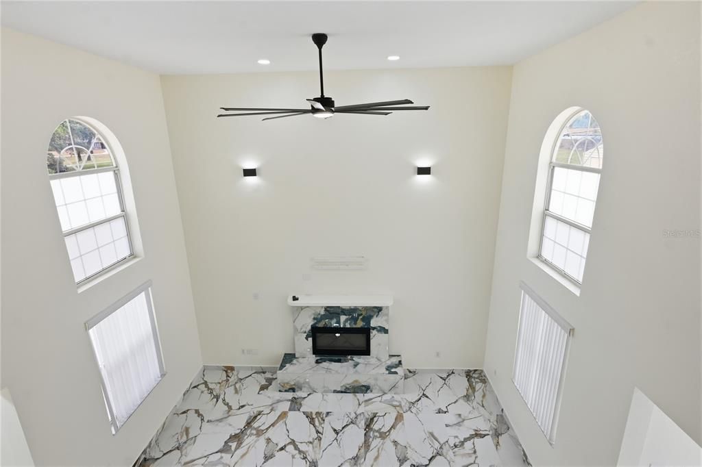 En Venta: $495,000 (4 camas, 3 baños, 2727 Pies cuadrados)