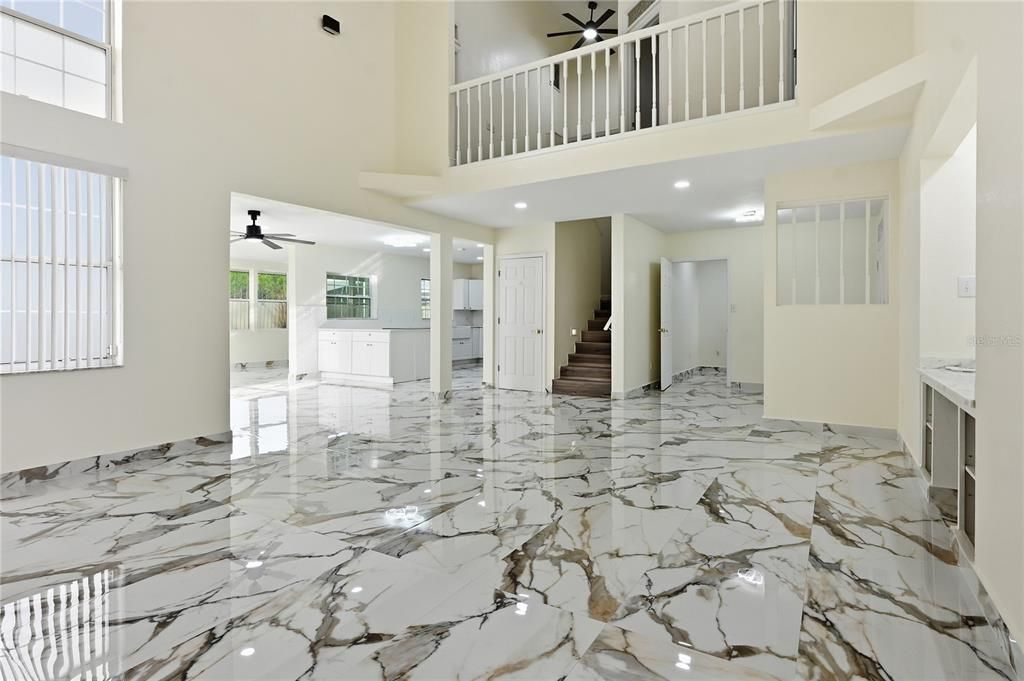 En Venta: $495,000 (4 camas, 3 baños, 2727 Pies cuadrados)