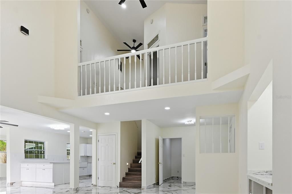 En Venta: $495,000 (4 camas, 3 baños, 2727 Pies cuadrados)