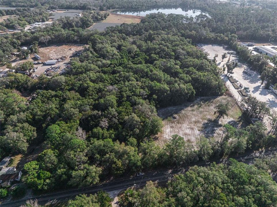 待售: $675,000 (15.70 acres)