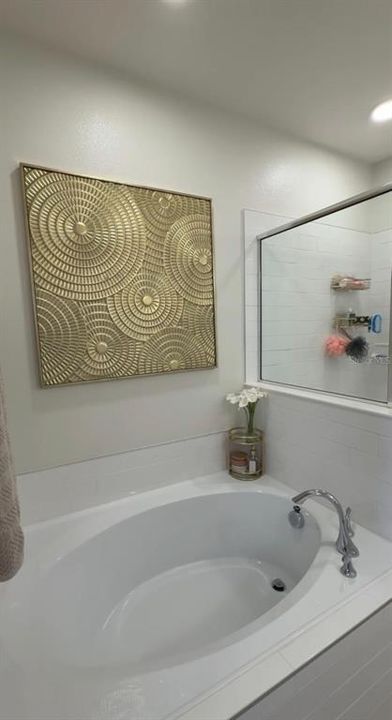 Под контрактом: $2,700 (3 спален, 2 ванн, 2002 Квадратных фут)