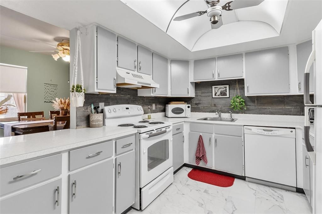 En Venta: $97,000 (2 camas, 2 baños, 1138 Pies cuadrados)