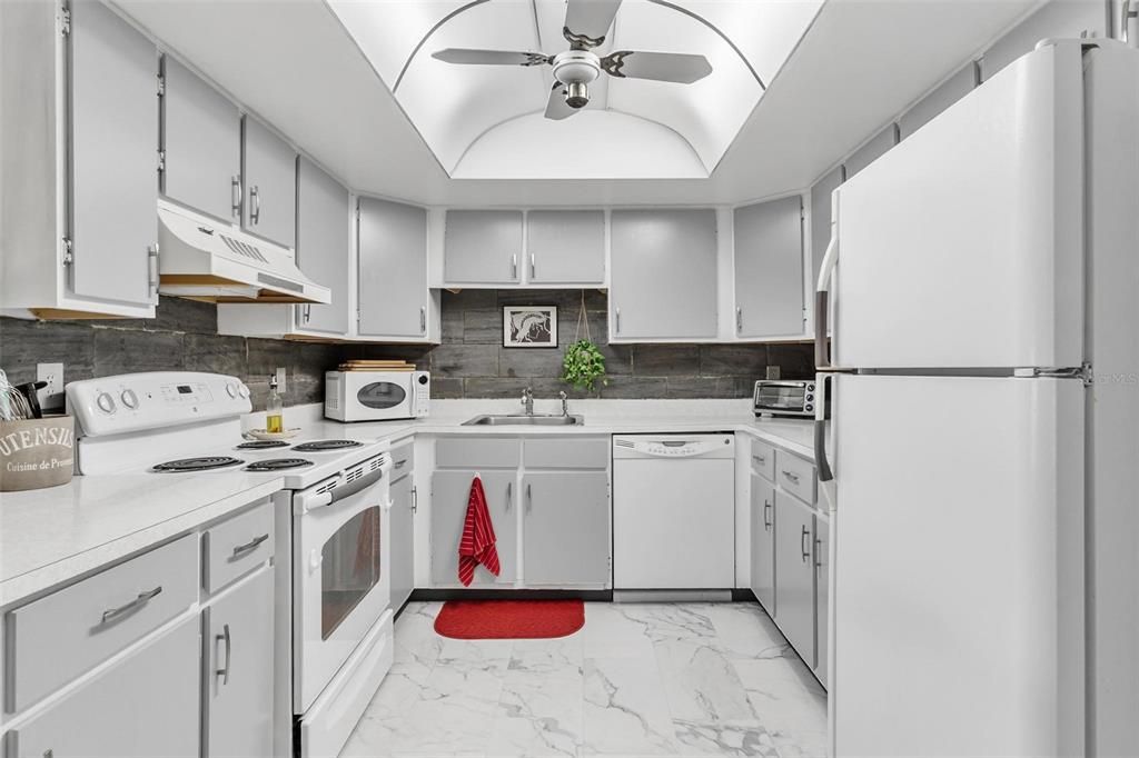 En Venta: $97,000 (2 camas, 2 baños, 1138 Pies cuadrados)