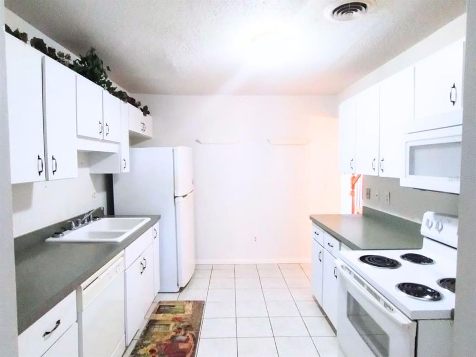 For Sale: $120,000 (2 beds, 2 baths, 1764 Square Feet)