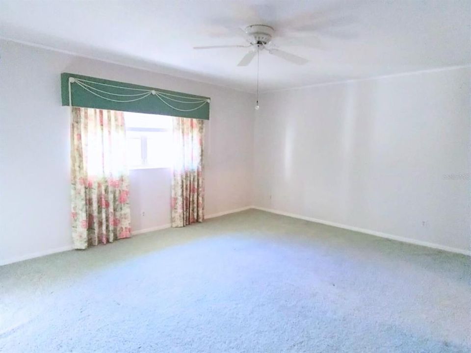 For Sale: $120,000 (2 beds, 2 baths, 1764 Square Feet)
