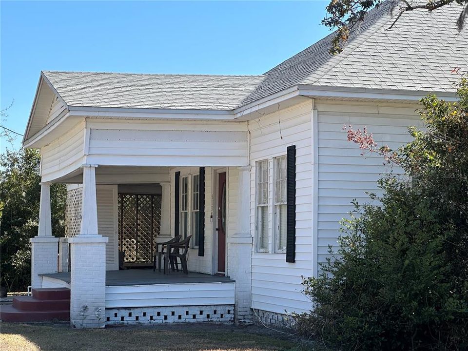 For Sale: $219,000 (4 beds, 3 baths, 2382 Square Feet)