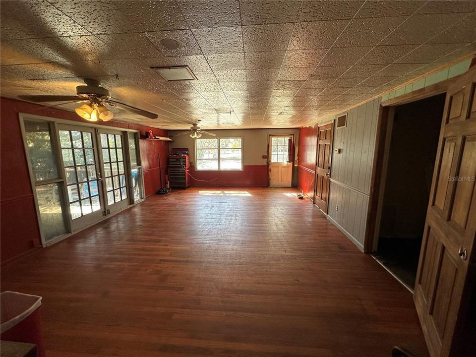 For Sale: $219,000 (4 beds, 3 baths, 2382 Square Feet)
