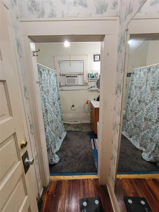 For Sale: $219,000 (4 beds, 3 baths, 2382 Square Feet)