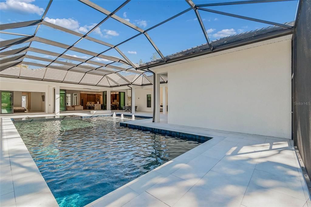 En Venta: $2,899,900 (4 camas, 4 baños, 4729 Pies cuadrados)