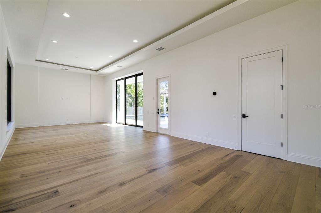En Venta: $2,899,900 (4 camas, 4 baños, 4729 Pies cuadrados)