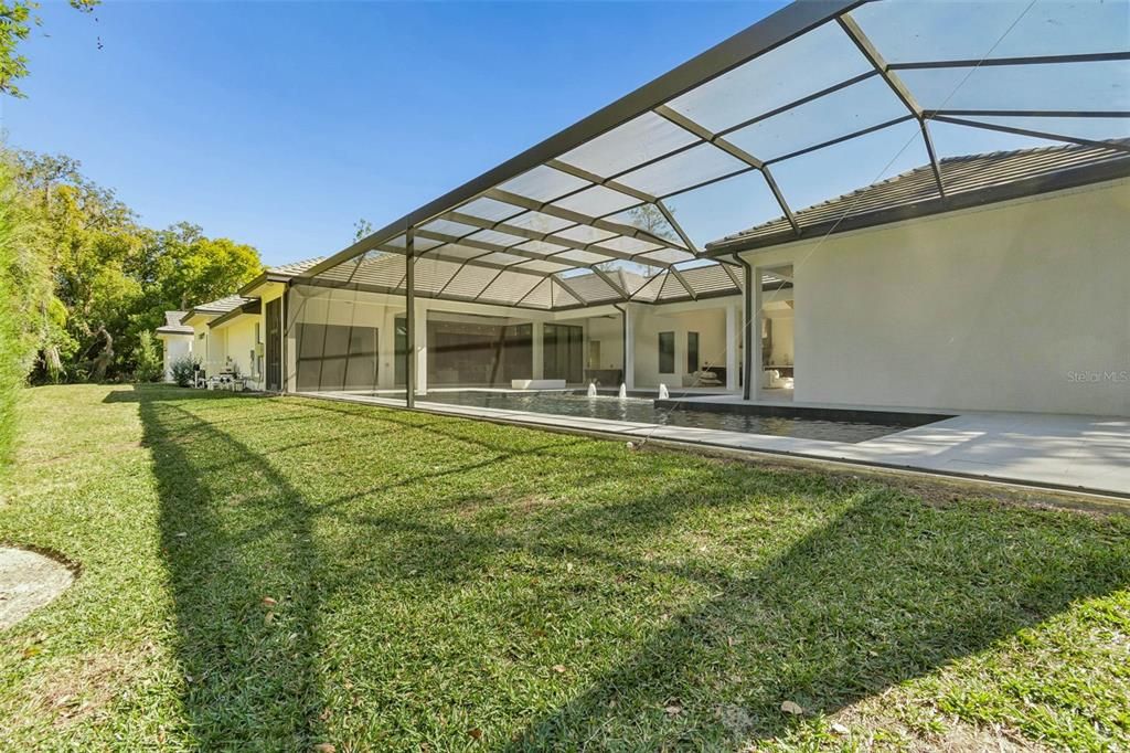 En Venta: $2,899,900 (4 camas, 4 baños, 4729 Pies cuadrados)