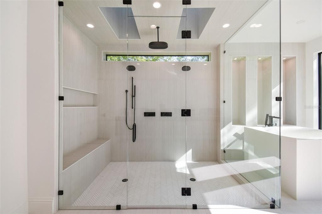 En Venta: $2,899,900 (4 camas, 4 baños, 4729 Pies cuadrados)