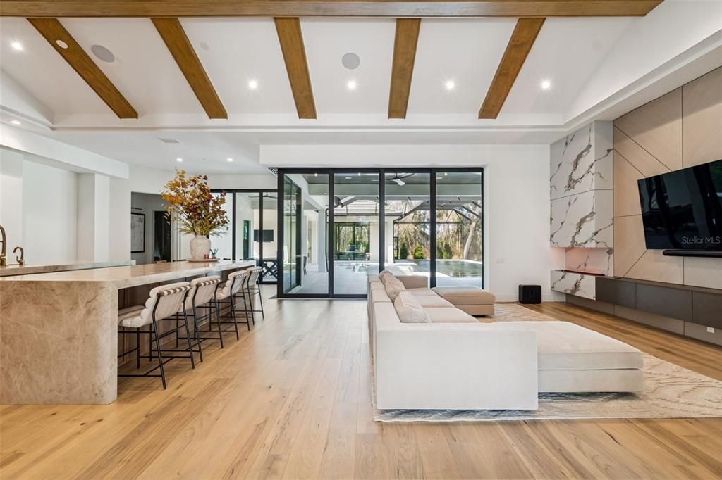En Venta: $2,899,900 (4 camas, 4 baños, 4729 Pies cuadrados)