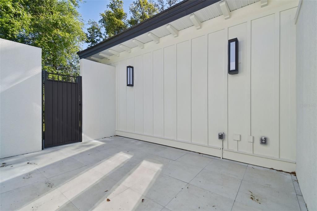 En Venta: $2,899,900 (4 camas, 4 baños, 4729 Pies cuadrados)