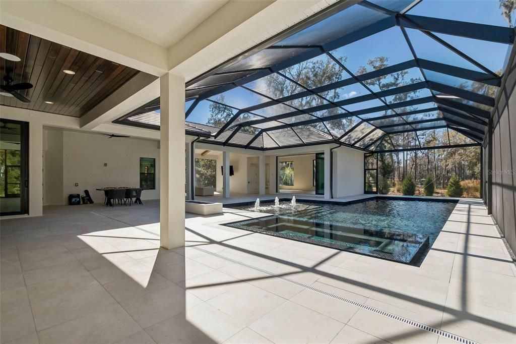 En Venta: $2,899,900 (4 camas, 4 baños, 4729 Pies cuadrados)