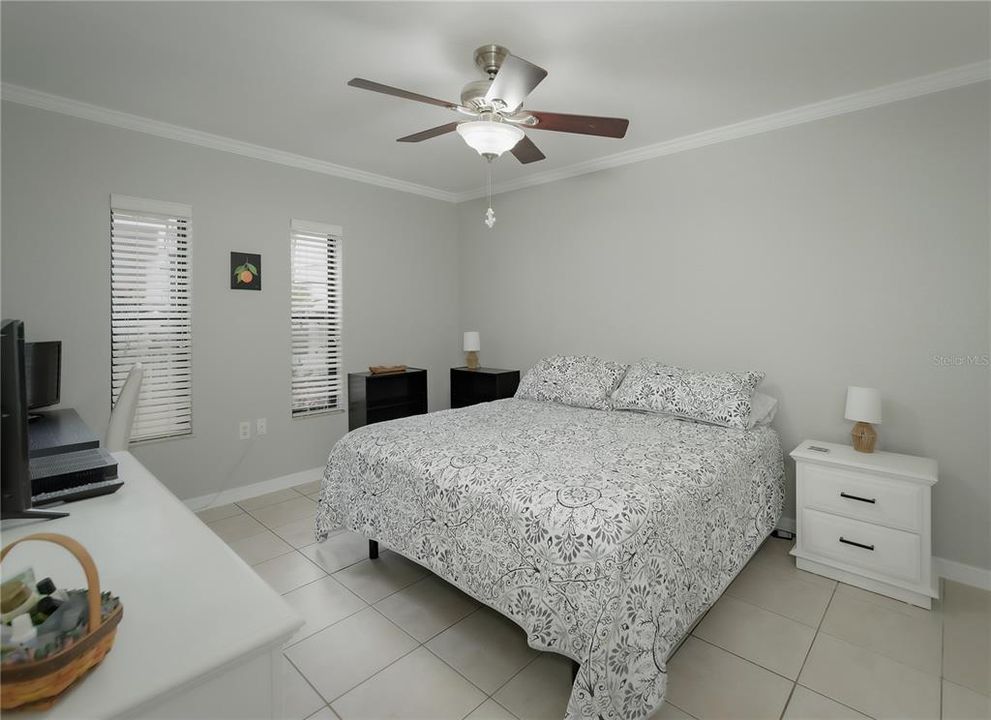 Под контрактом: $1,850 (2 спален, 2 ванн, 1114 Квадратных фут)