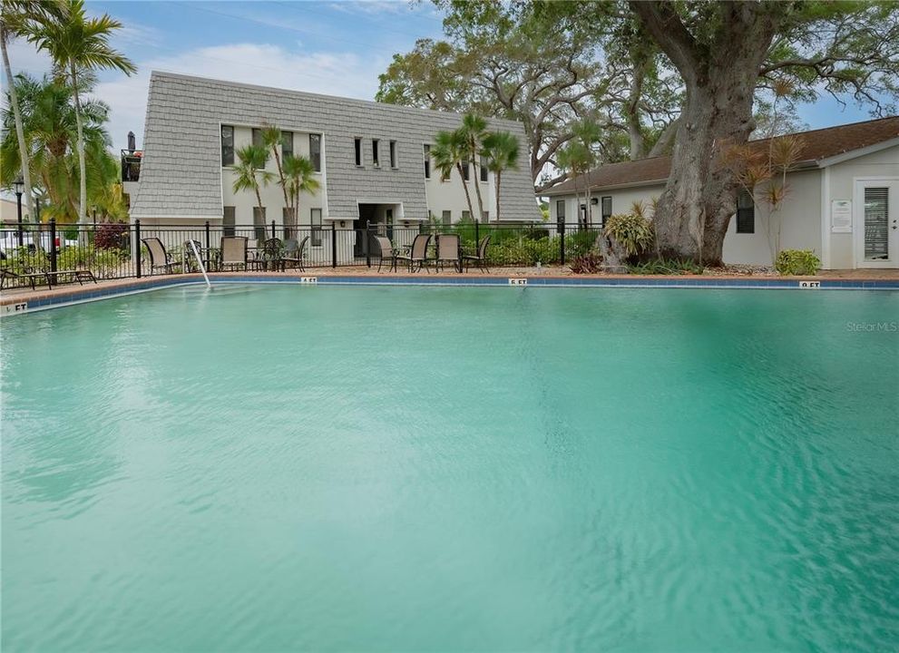 Под контрактом: $1,850 (2 спален, 2 ванн, 1114 Квадратных фут)