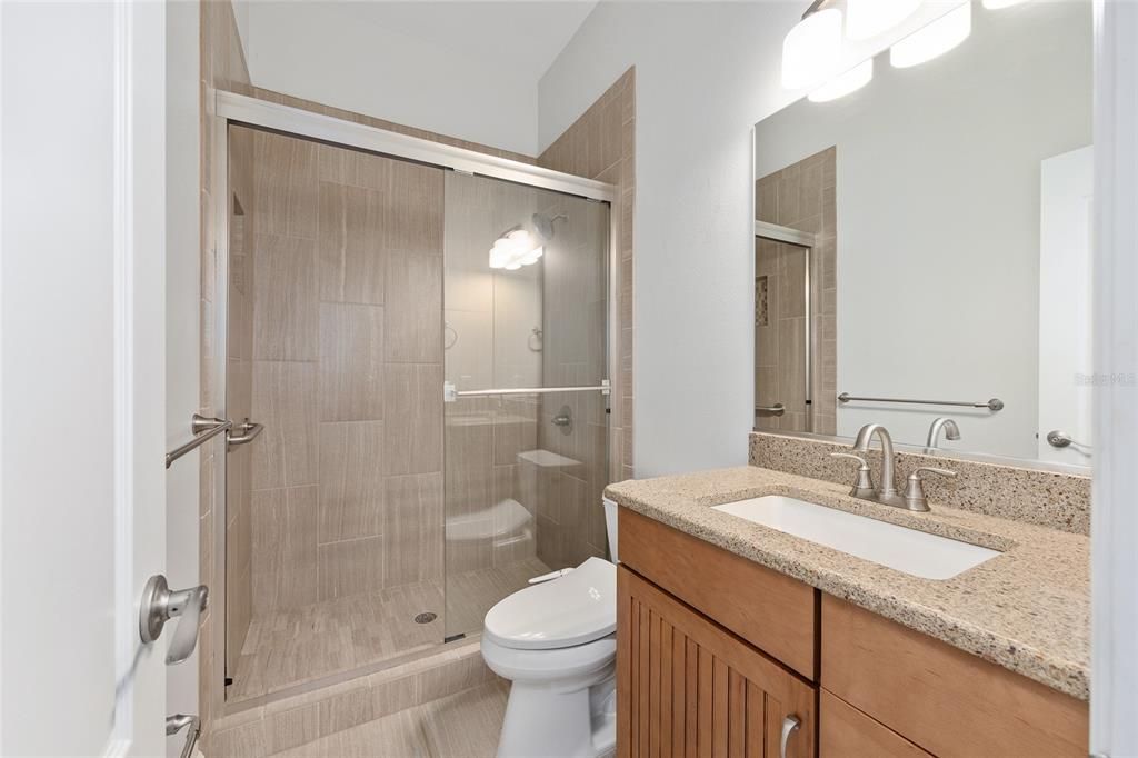 En Venta: $1,795,000 (4 camas, 3 baños, 2804 Pies cuadrados)