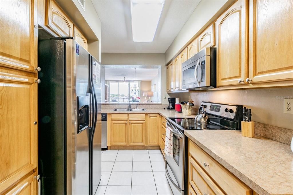 For Rent: $7,170 (2 beds, 2 baths, 1080 Square Feet)