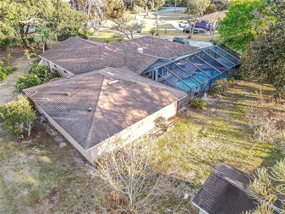 合同活跃: $640,000 (4 贝兹, 3 浴室, 3573 平方英尺)