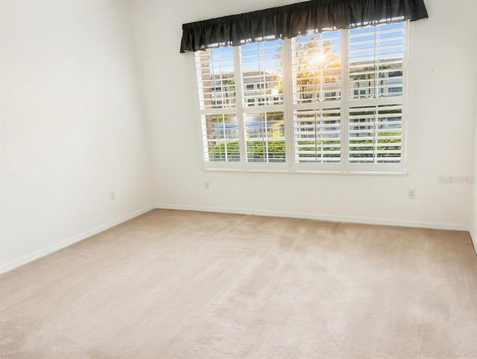 En Renta: $2,500 (3 camas, 2 baños, 2005 Pies cuadrados)