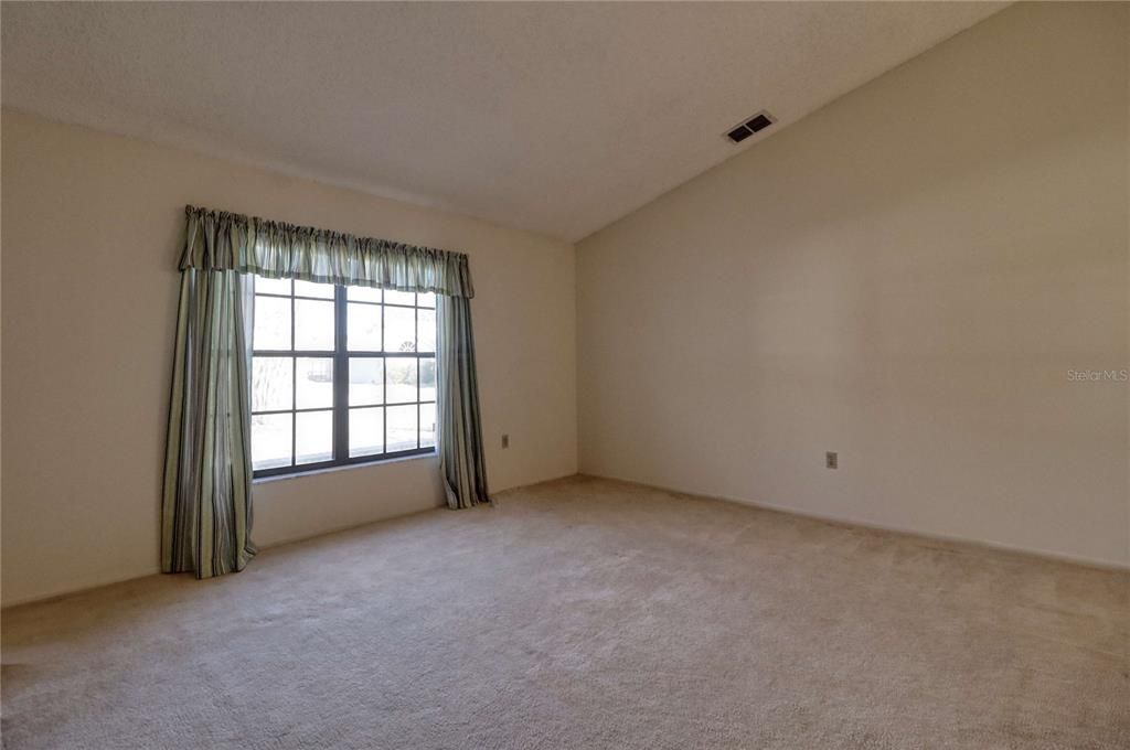 For Sale: $259,900 (3 beds, 2 baths, 1632 Square Feet)