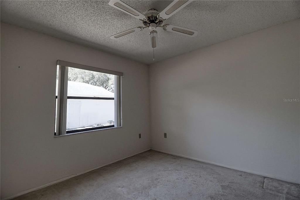 For Sale: $259,900 (3 beds, 2 baths, 1632 Square Feet)