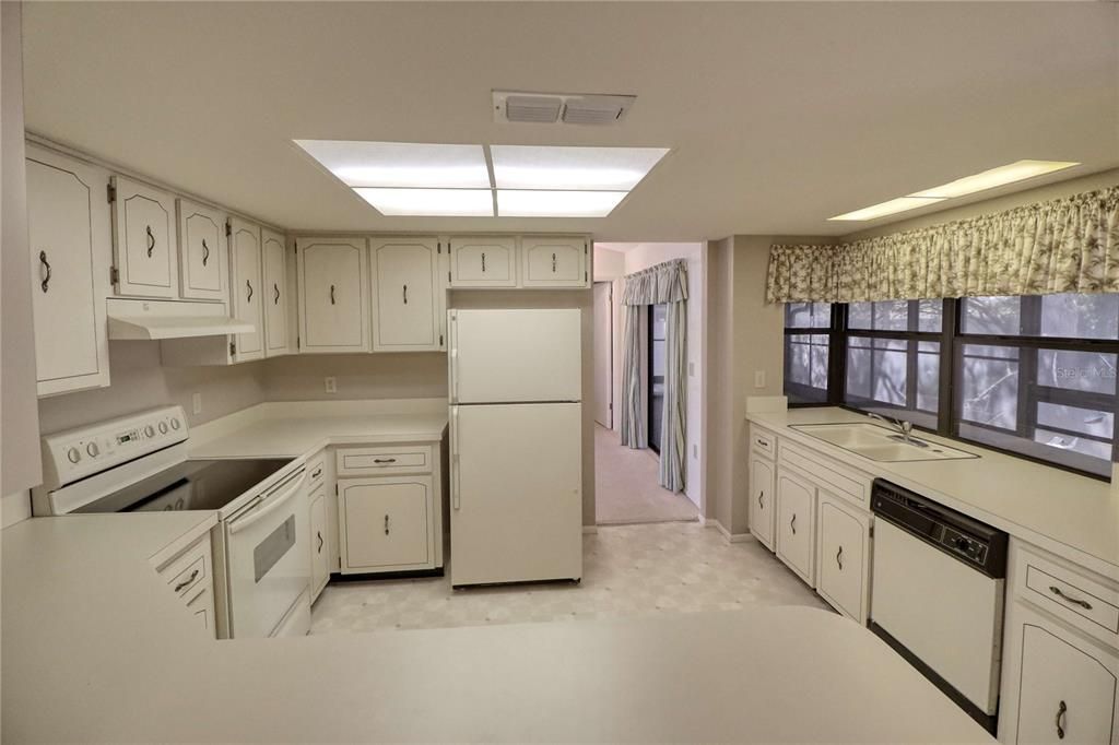 For Sale: $259,900 (3 beds, 2 baths, 1632 Square Feet)