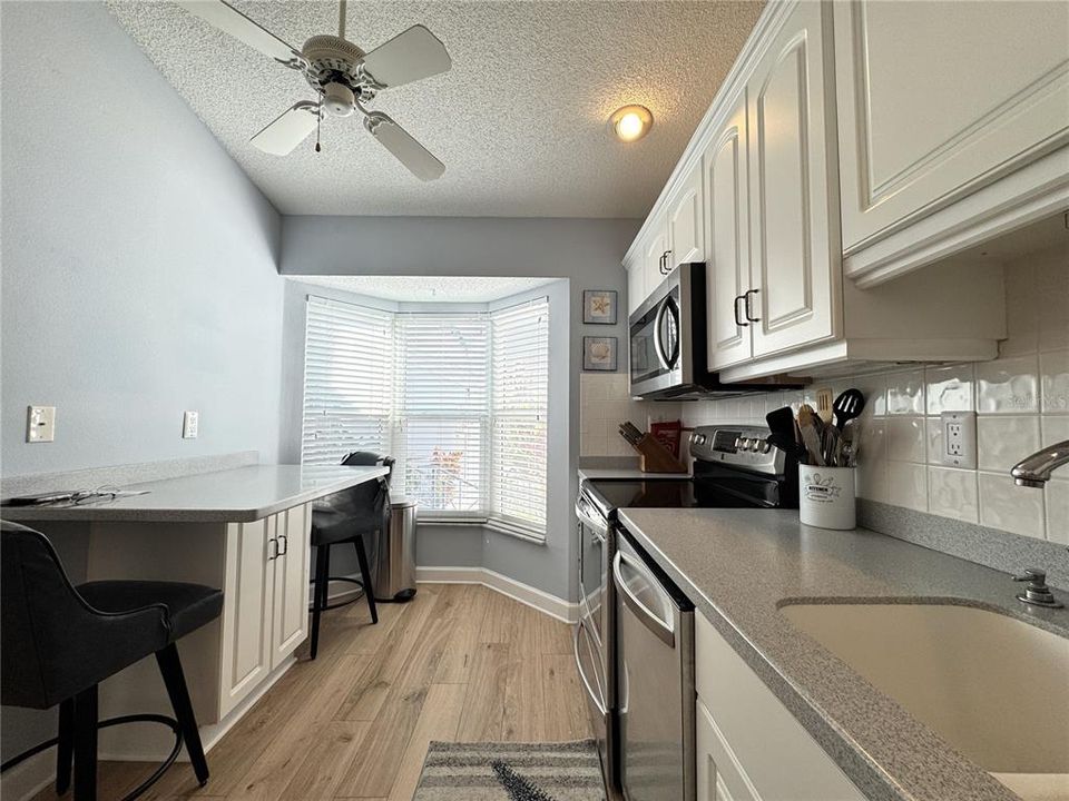 For Rent: $2,500 (2 beds, 2 baths, 1368 Square Feet)