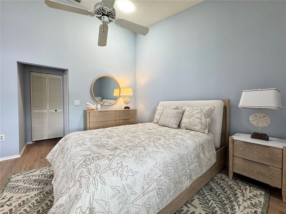 For Rent: $2,500 (2 beds, 2 baths, 1368 Square Feet)