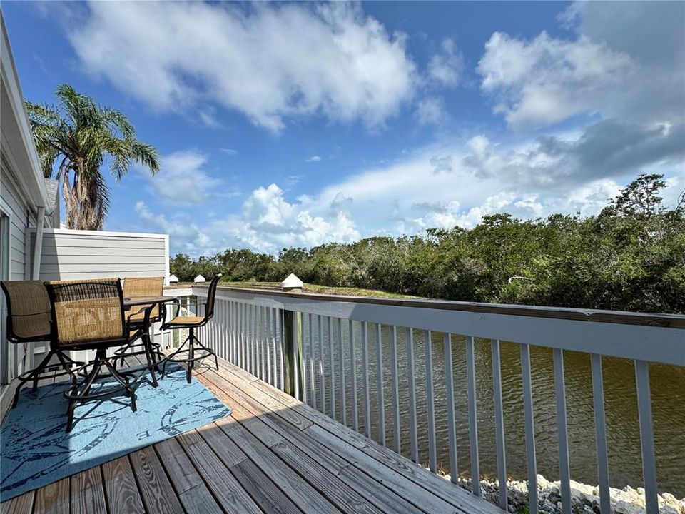 For Rent: $2,500 (2 beds, 2 baths, 1368 Square Feet)