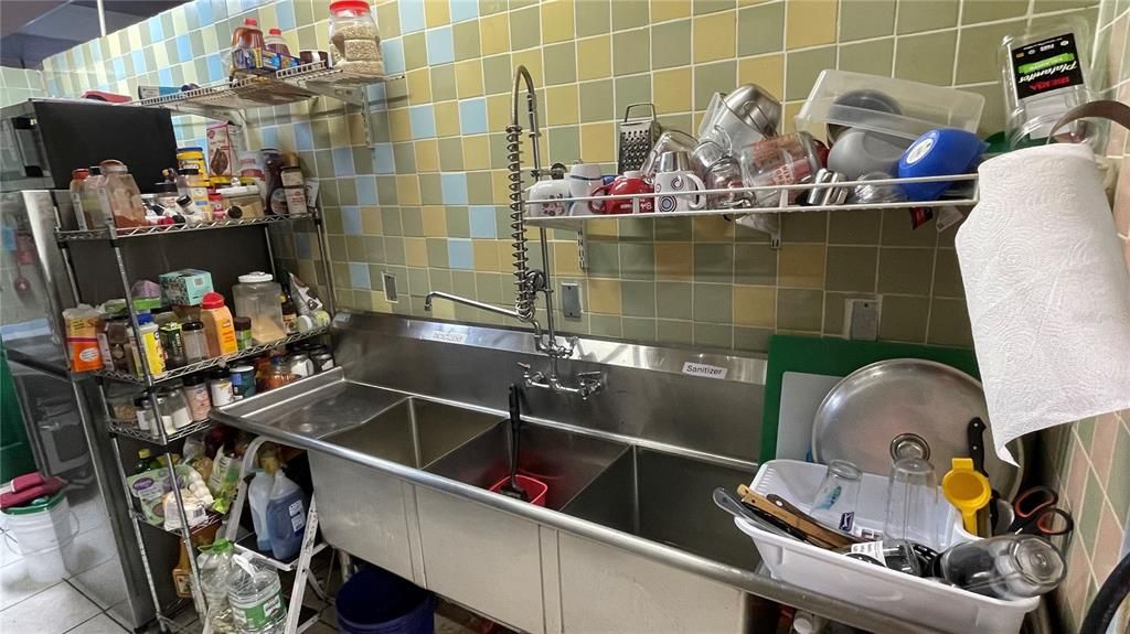 待售: $350,000 (0 贝兹, 0 浴室, 0 平方英尺)