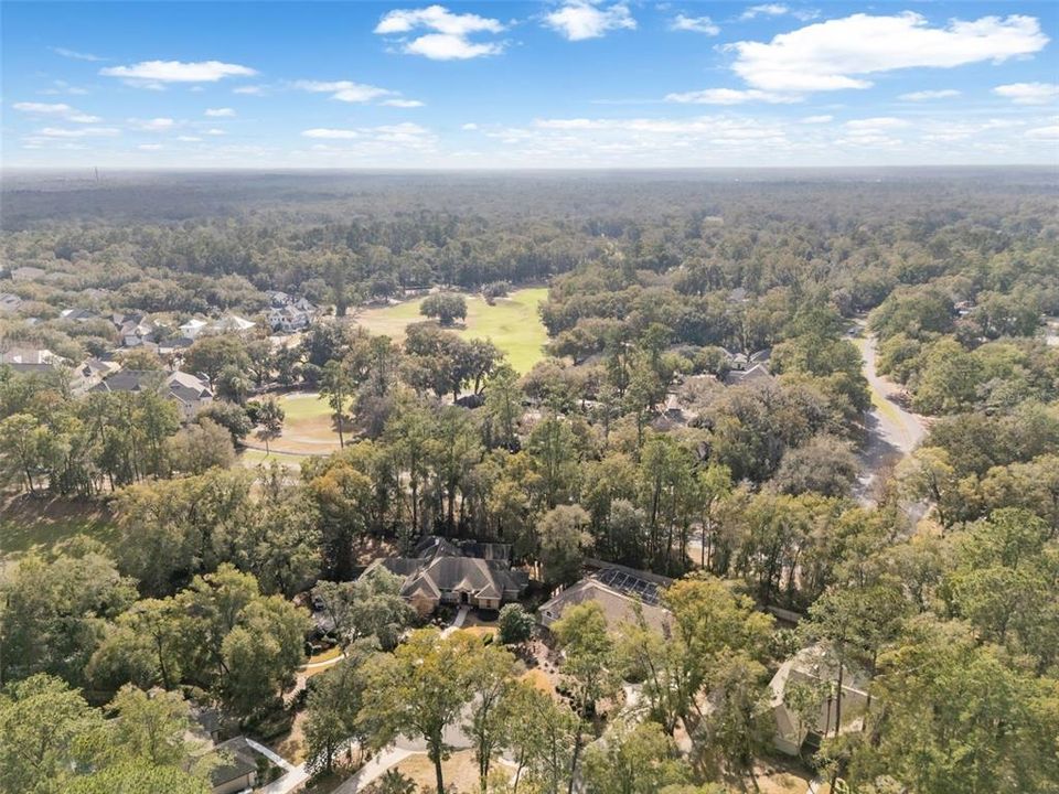 Под контрактом: $710,000 (3 спален, 2 ванн, 2519 Квадратных фут)