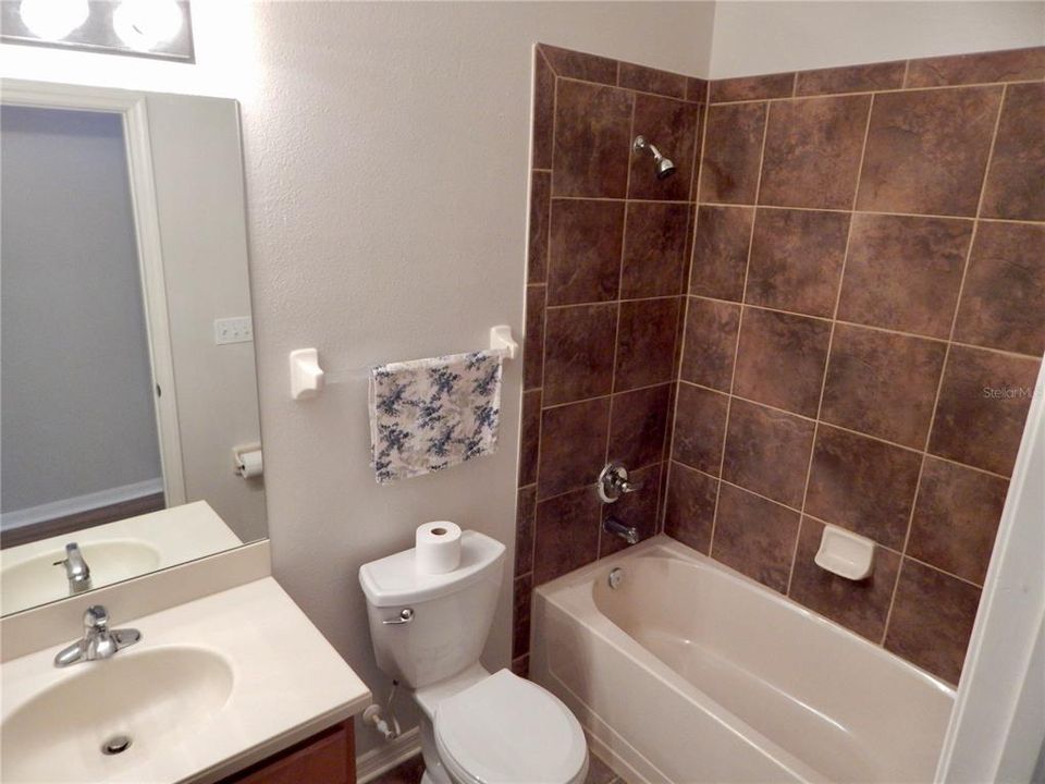 Activo con contrato: $259,000 (2 camas, 2 baños, 1432 Pies cuadrados)