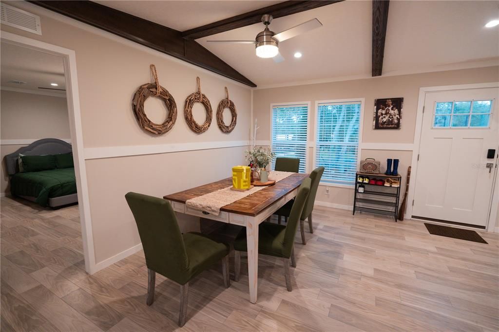 For Sale: $850,000 (3 beds, 2 baths, 1800 Square Feet)
