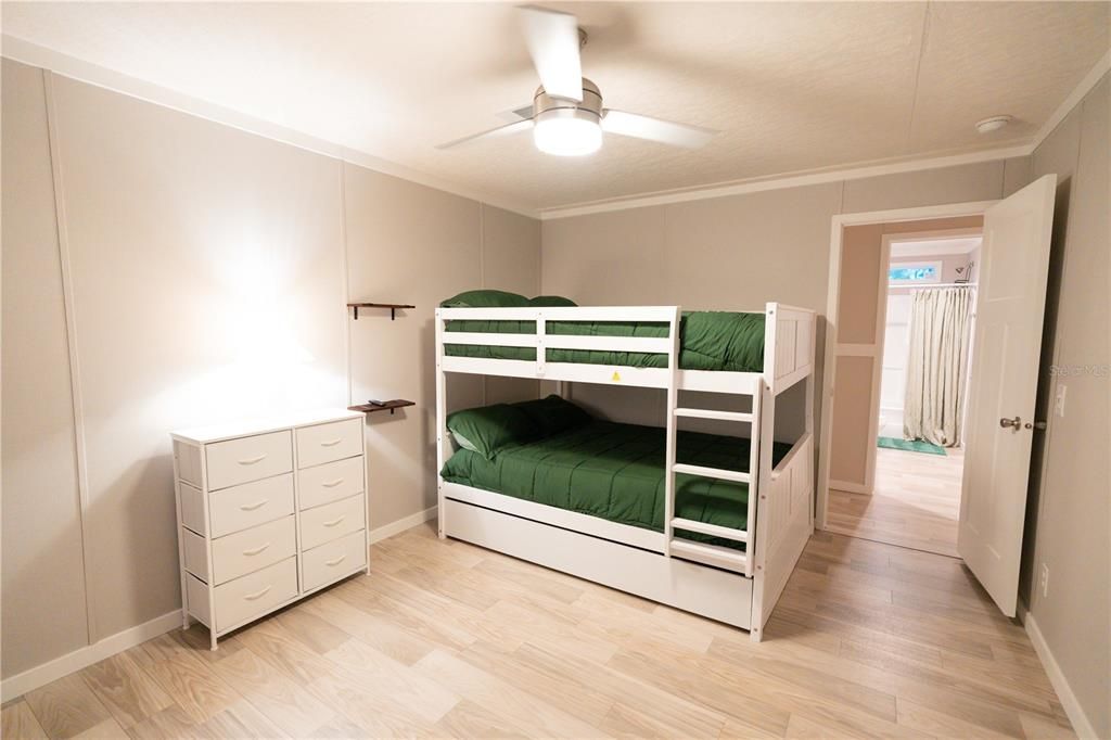 For Sale: $850,000 (3 beds, 2 baths, 1800 Square Feet)